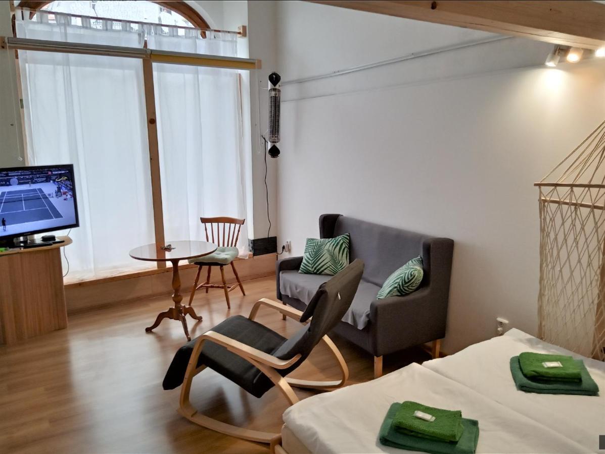 Apartment Pod Hradem Loket Zewnętrze zdjęcie